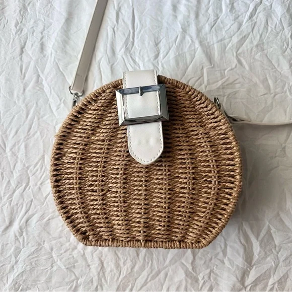 Round Wicker Woven Crossbody Bag - Picture 2 of 7